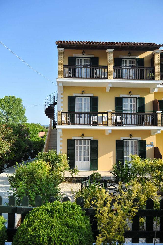 Potamos Apartments Сидарион Экстерьер фото